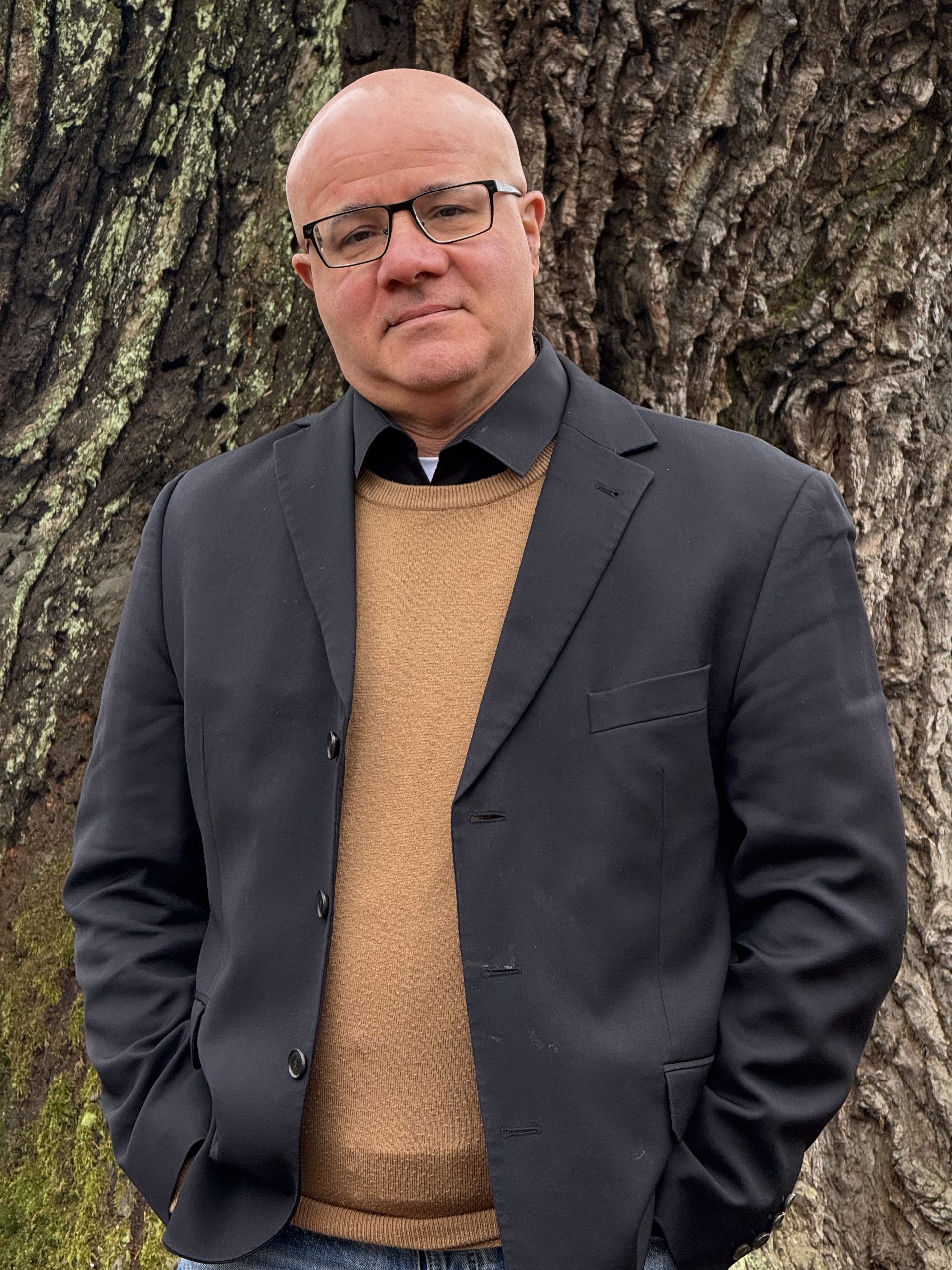 Fernando Amado Aymoré lança livro A Letra X em São Paulo